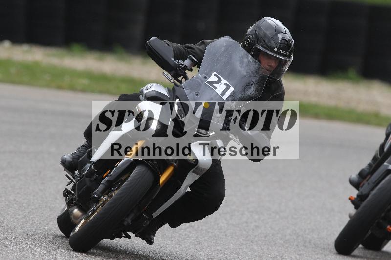 /Archiv-2025/10 23.04.2025 Cornu Master School ADR/rot-rouge/21